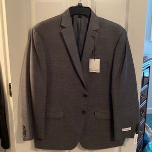 Calvin Klein sportcoat black and white. Size 44 slim fit.
